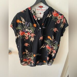 Amour Vert Black Silk Floral Blouse